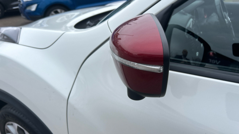 Nissan Juke 1.6 Tekna 5dr Xtronic Petrol Hatchback